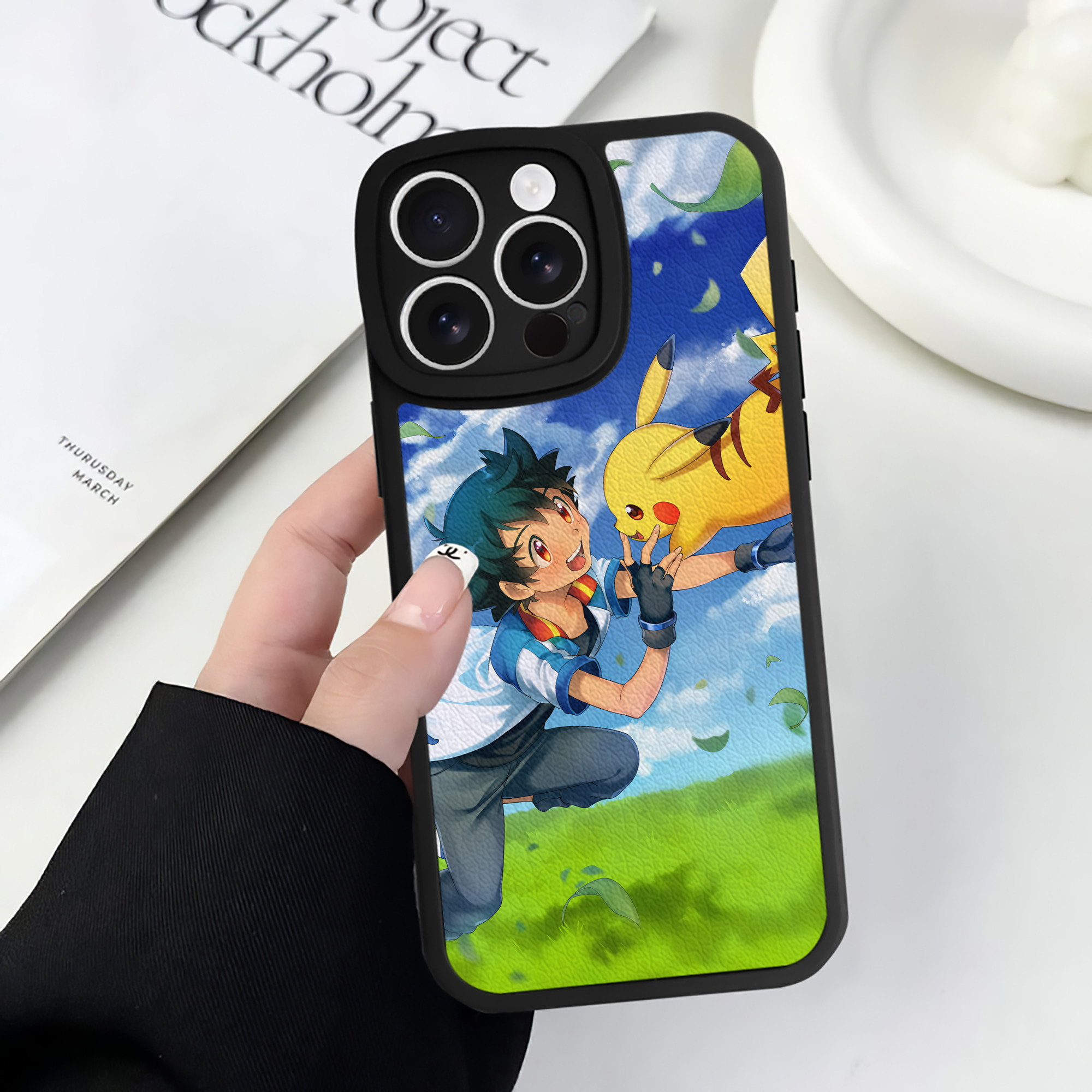 （画像用） ポケットモンスター Pokémon 【iPhone 16シリーズ対応】シリコンスマホケース（レザー調） 材質：シリコン